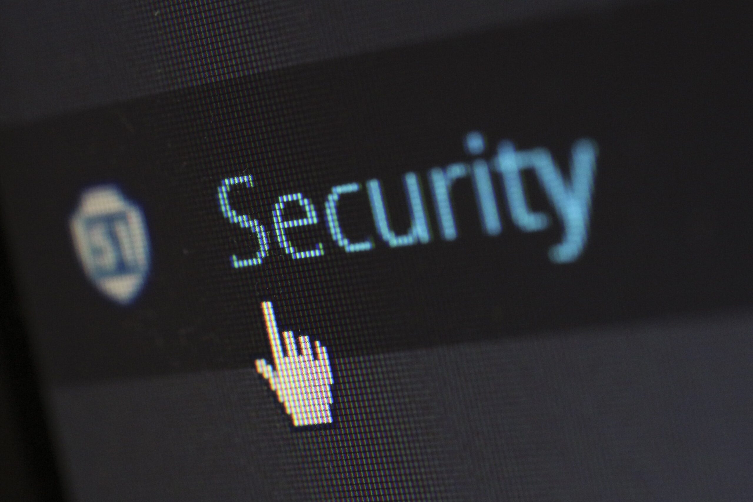 Cyberbezpieczeństwo firmy – jak zabezpieczyć swoją działalność