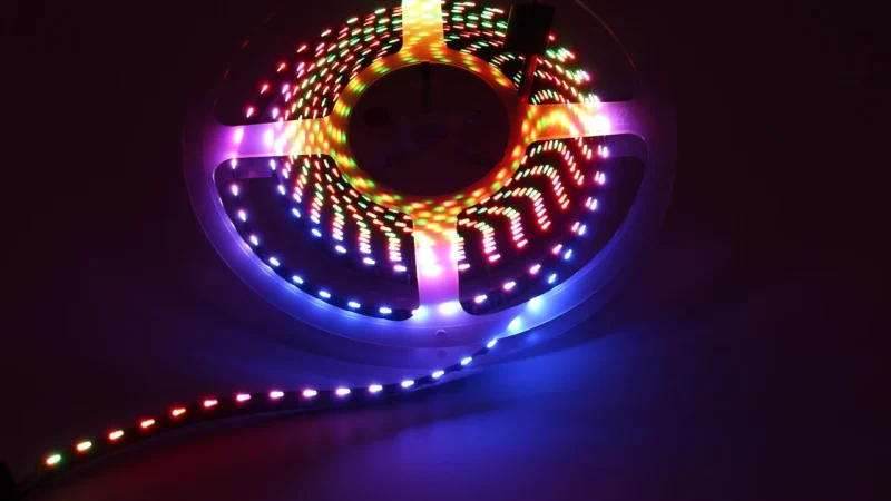 Złącza LED, które odmienią twoją instalację elektryczną